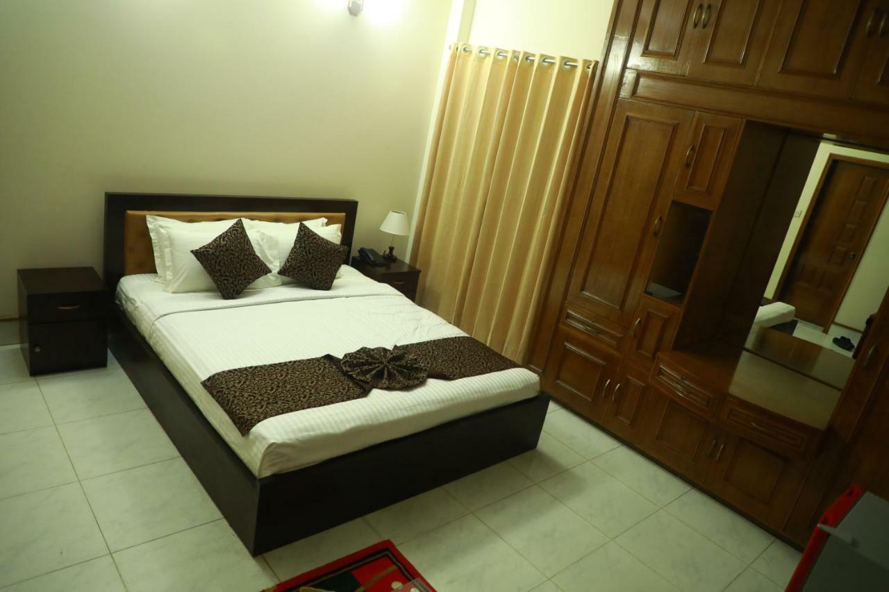 Hotel Suite Palace Dháka Exteriér fotografie