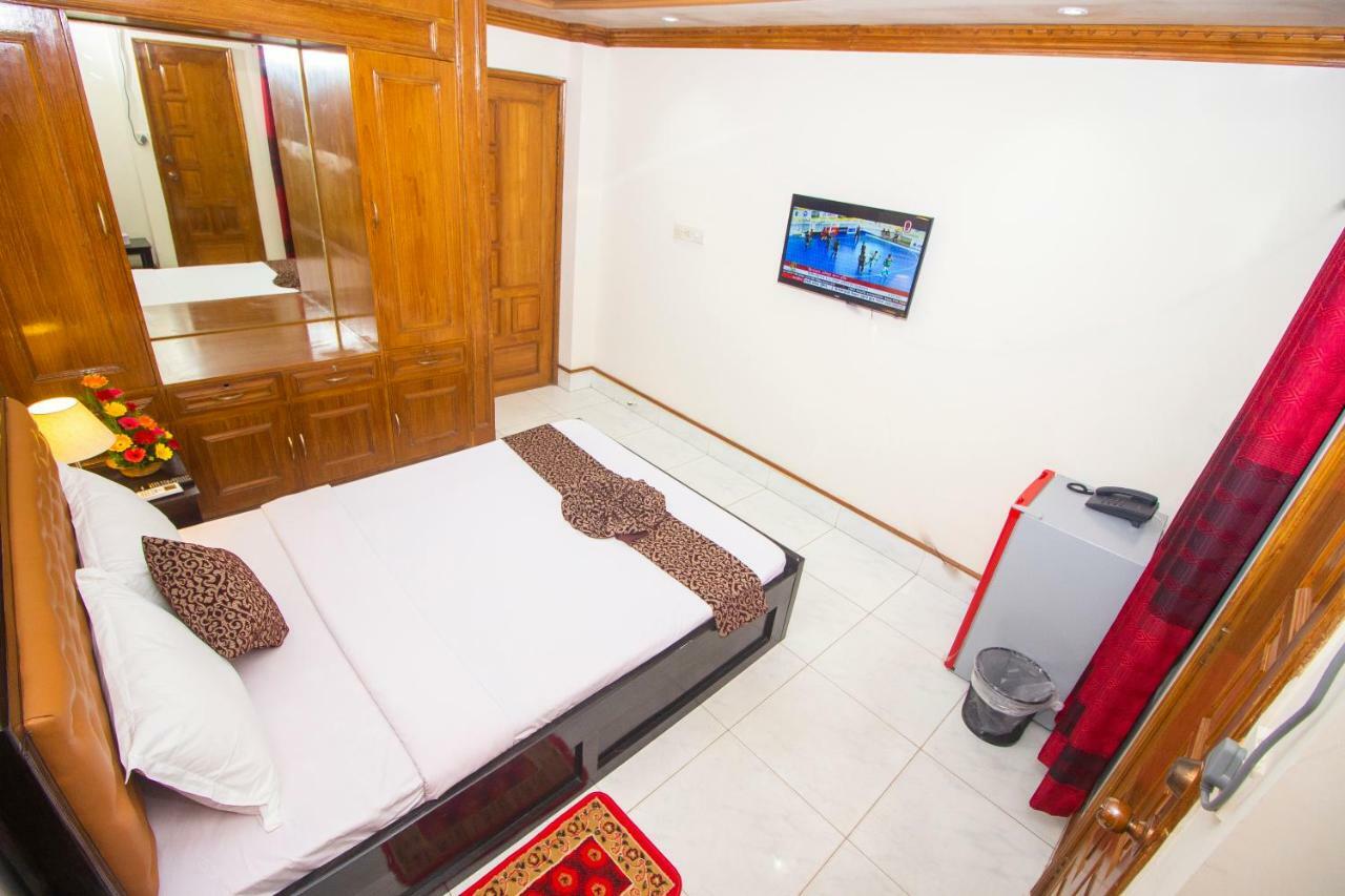 Hotel Suite Palace Dháka Exteriér fotografie