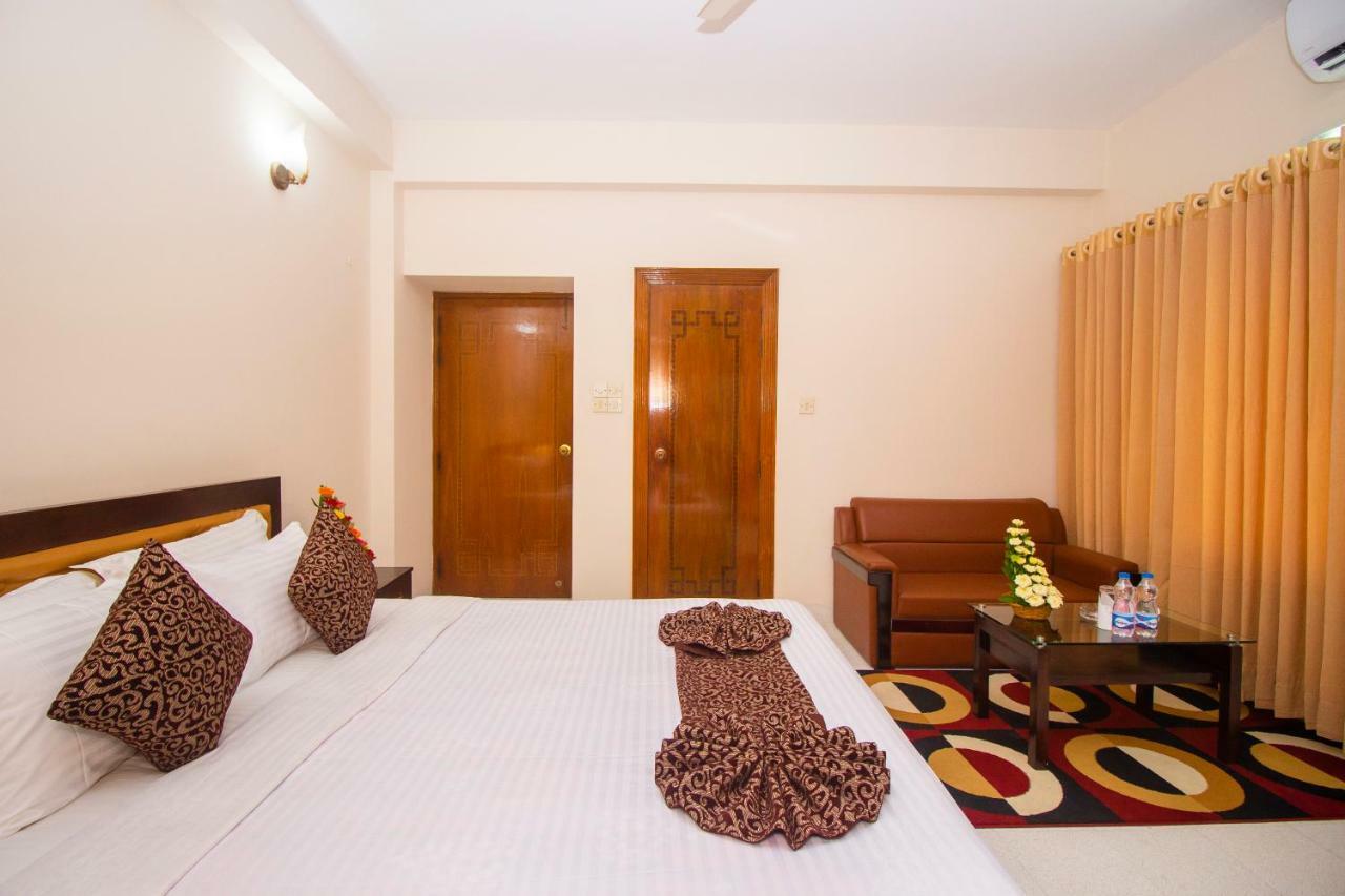 Hotel Suite Palace Dháka Exteriér fotografie